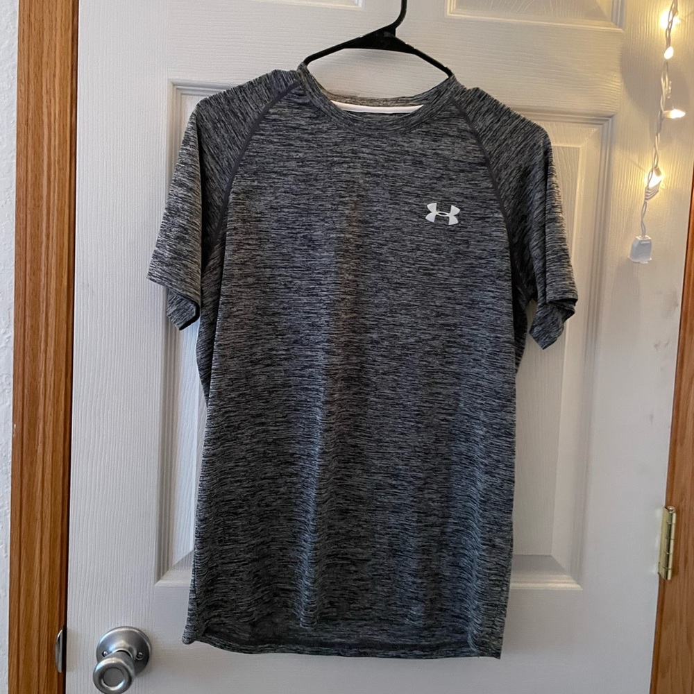 Under armor tee